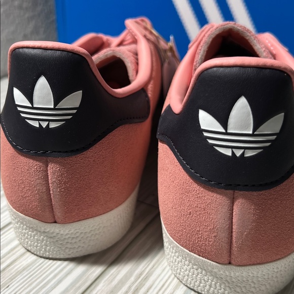 Adidas Gazelle 3 stripe Sneakers shoes pink black lace up men’s size 10.5 JH5388 - Picture 6 of 12